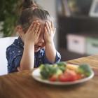 Nechce jesť vaše dieťa ovocie a zeleninu? Viete ako to zmeníte? 